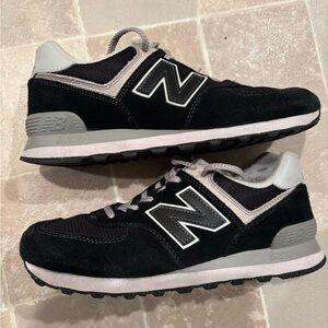 New Balance 574 Black and Gray Sneakers
